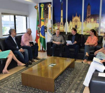 Mesa Diretora convida prefeito Cassina para parcerias e abertura do ano legislativo