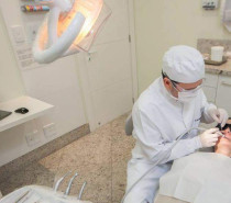 Dentista caxiense reconhecido mundialmente apresenta técnica inovadora para profissionais dos EUA
