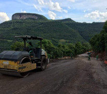 Asfaltamento da estrada de Santa Lúcia do Piaí tem previsão de entrega para outubro