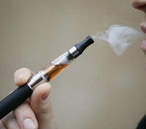 Artigo: Venda proibida: Especialistas alertam sobre os perigos do uso de cigarros eletrônicos