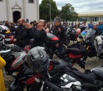 Romaria dos Motociclistas reúne fiéis em suas motos no Santuário de Caravaggio