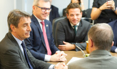Visita do embaixador fortalece laços entre Caxias do Sul e Itália